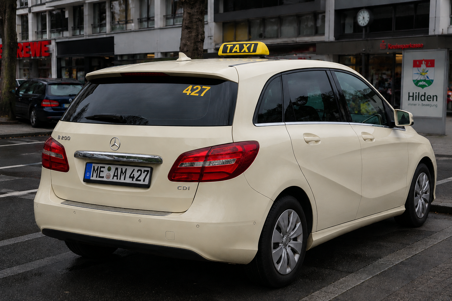 Taxi Majjouti – gepflegter Kombi in Hilden